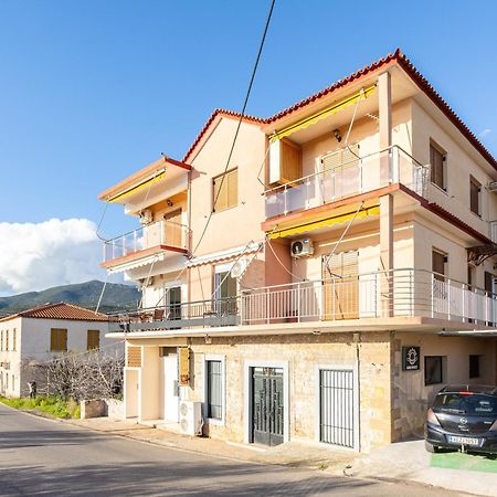 Sunset Serenity - Kardamili Seaside Getaway Exterior photo